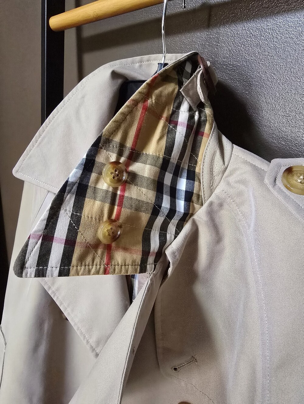 Cropped Trench Coat, Honey Color - Picture 10 of 15